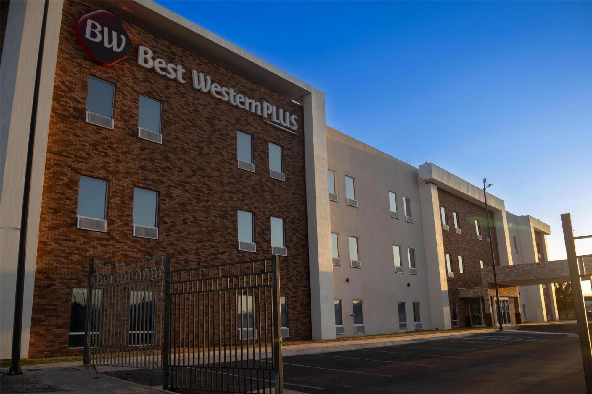 Best Western Plus Sacramento Chihuahua Exterior foto